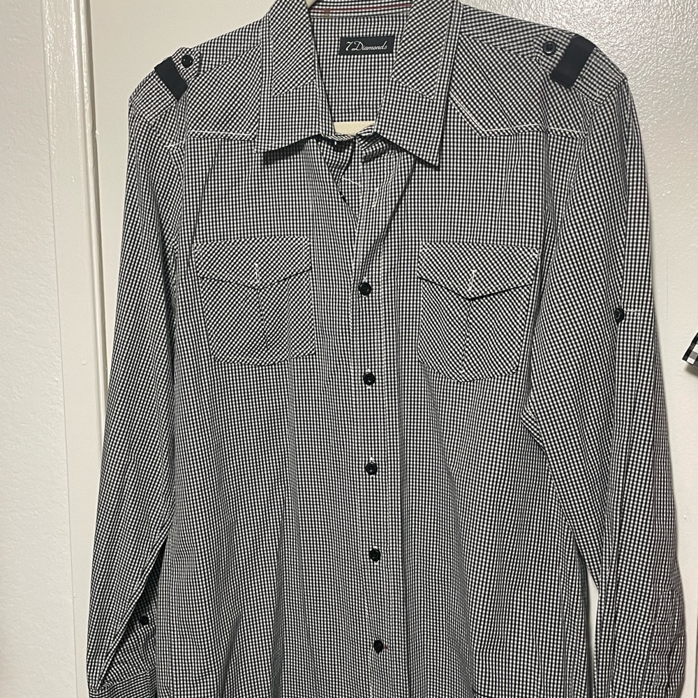 Mens 7 Diamonds button up stylish dress shirt